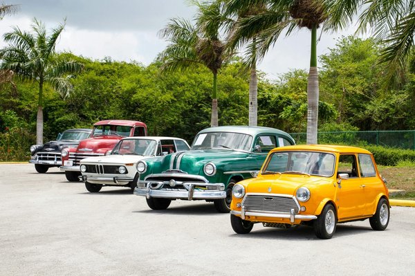 Qu’est-ce qui rend la location de voiture classique si séduisante ?
