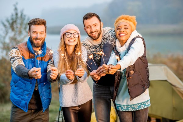 Camping dans la Drôme : partir seul ou avec des proches ?